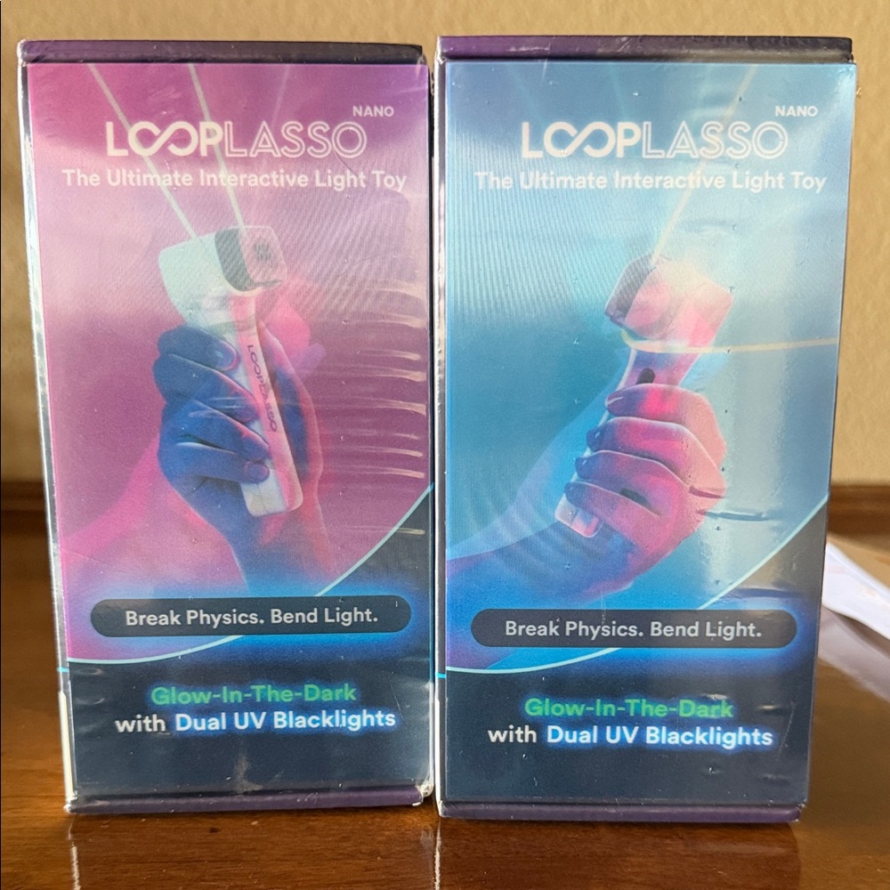 LOOPLASSO Nano Interactive Light Toy – Blue & Pink